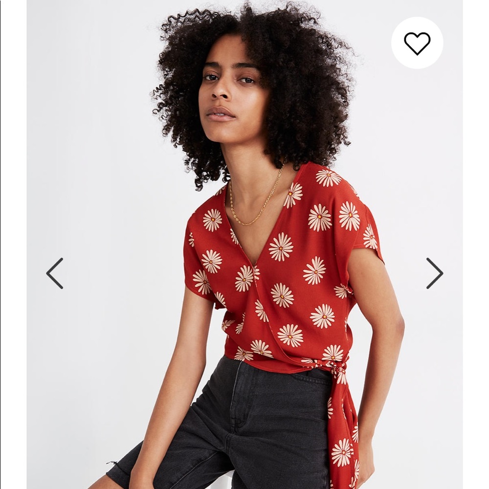 Madewell Sash-Tie Wrap Top in in Daisy Daydream ✨